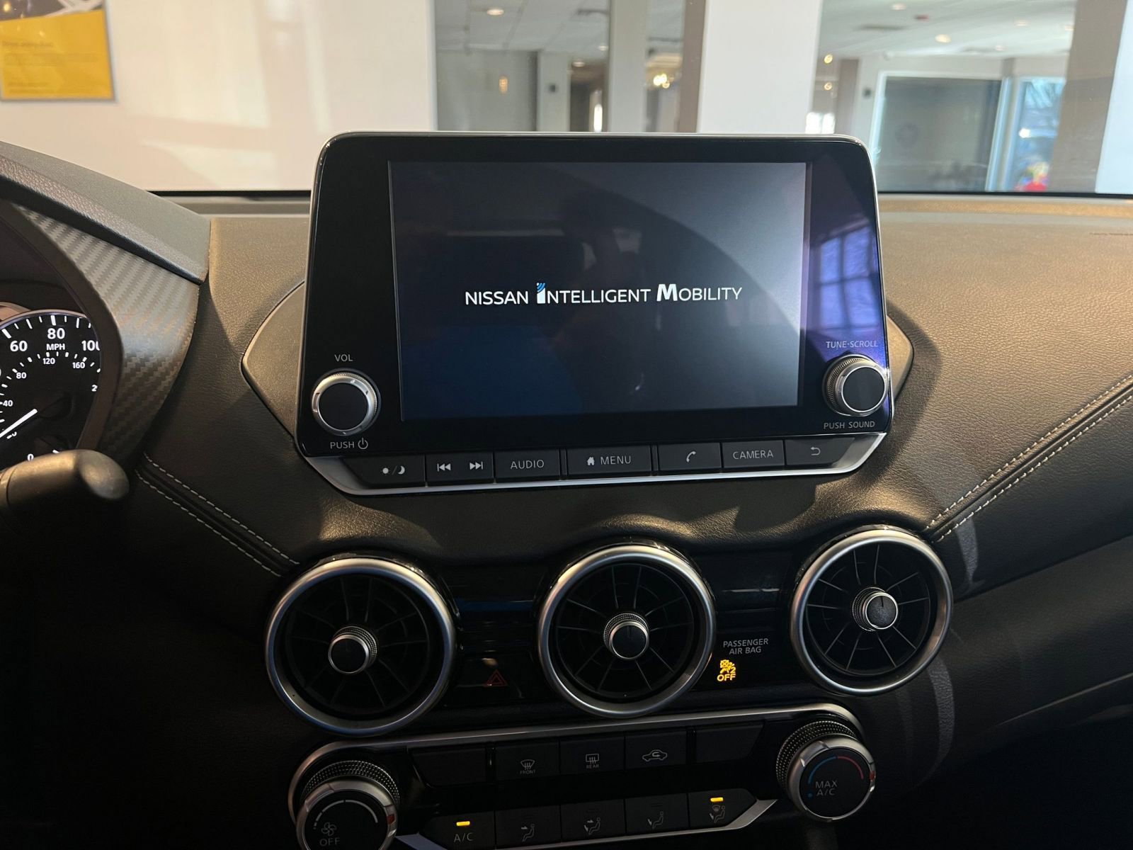 Used 2024 Nissan Sentra SV image 21