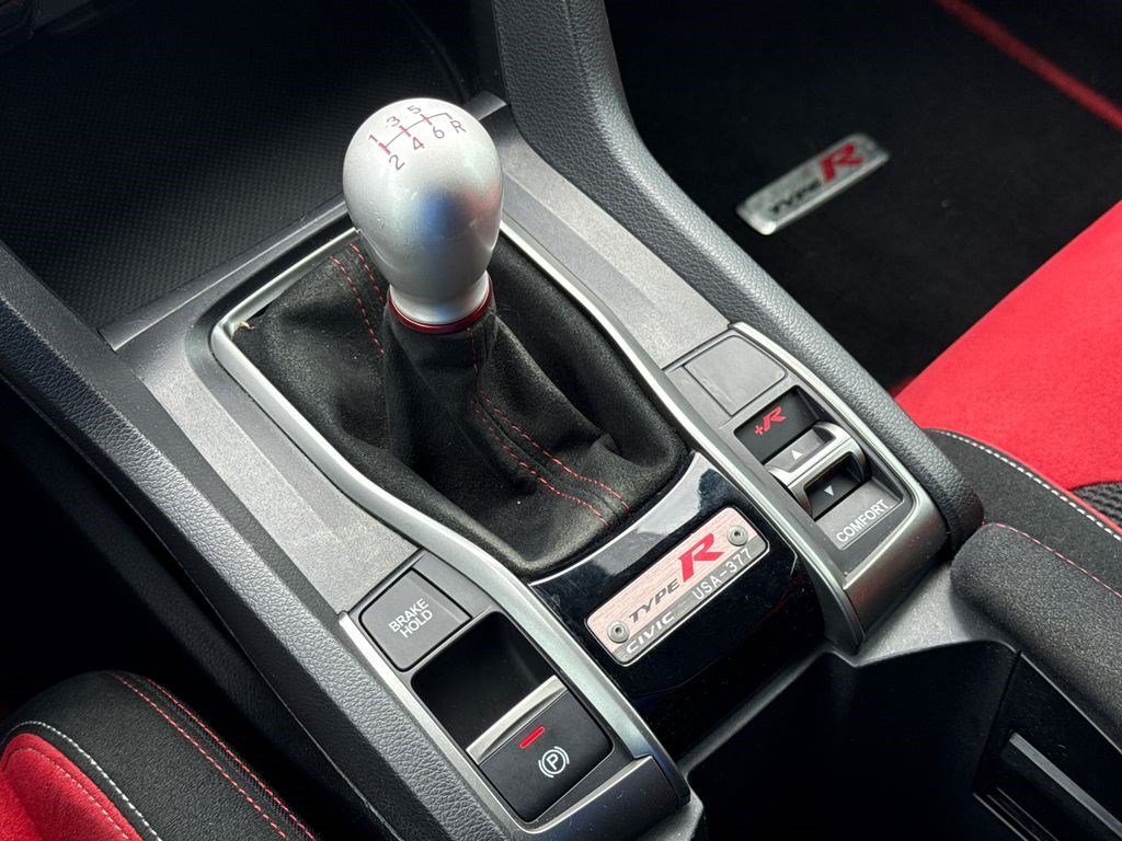 Certified 2021 Honda Civic Type R Limited image 30
