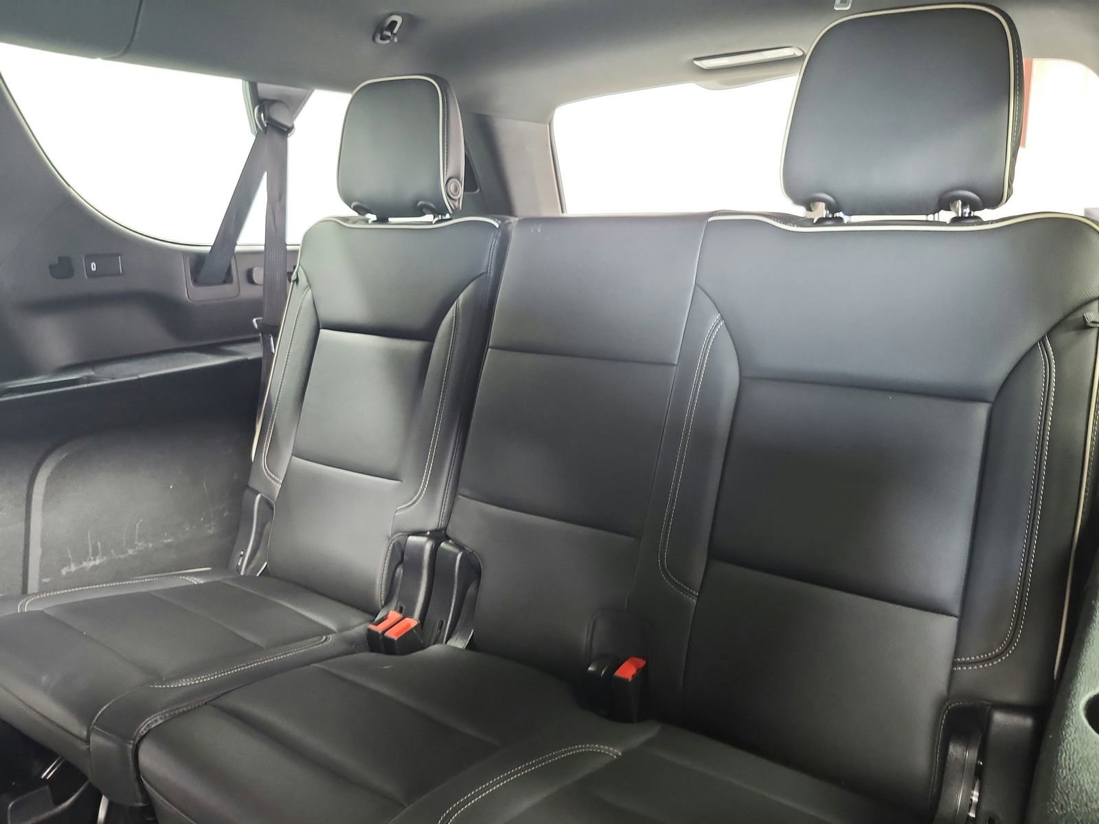 Used 2024 GMC Yukon XL SLT image 43