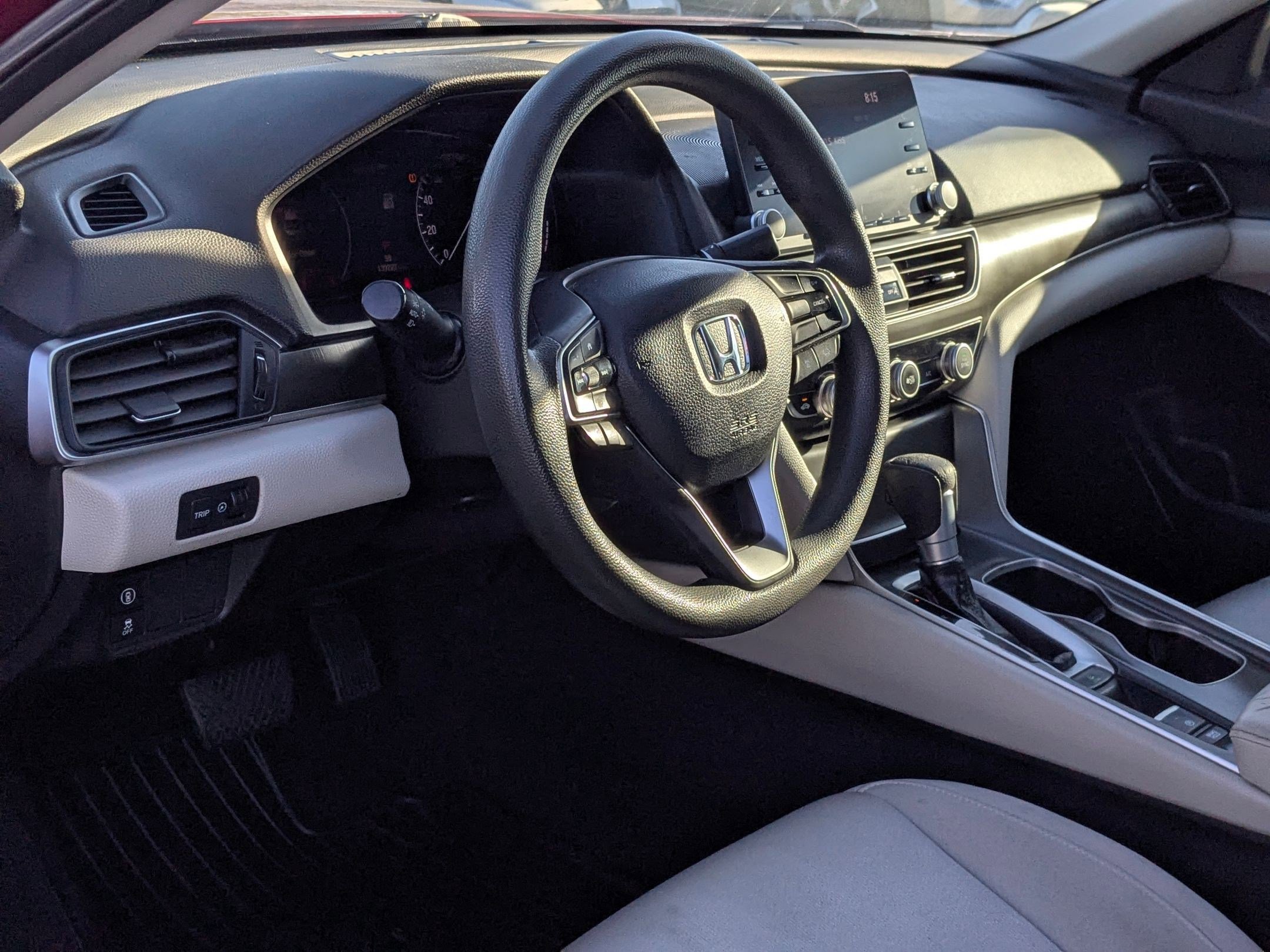 Used 2018 Honda Accord LX image 10