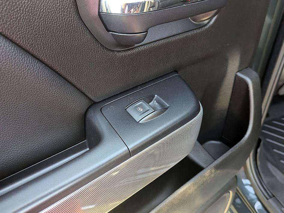 Used 2019 Chevrolet Silverado 2500 LTZ w/ Duramax Plus Package image 31