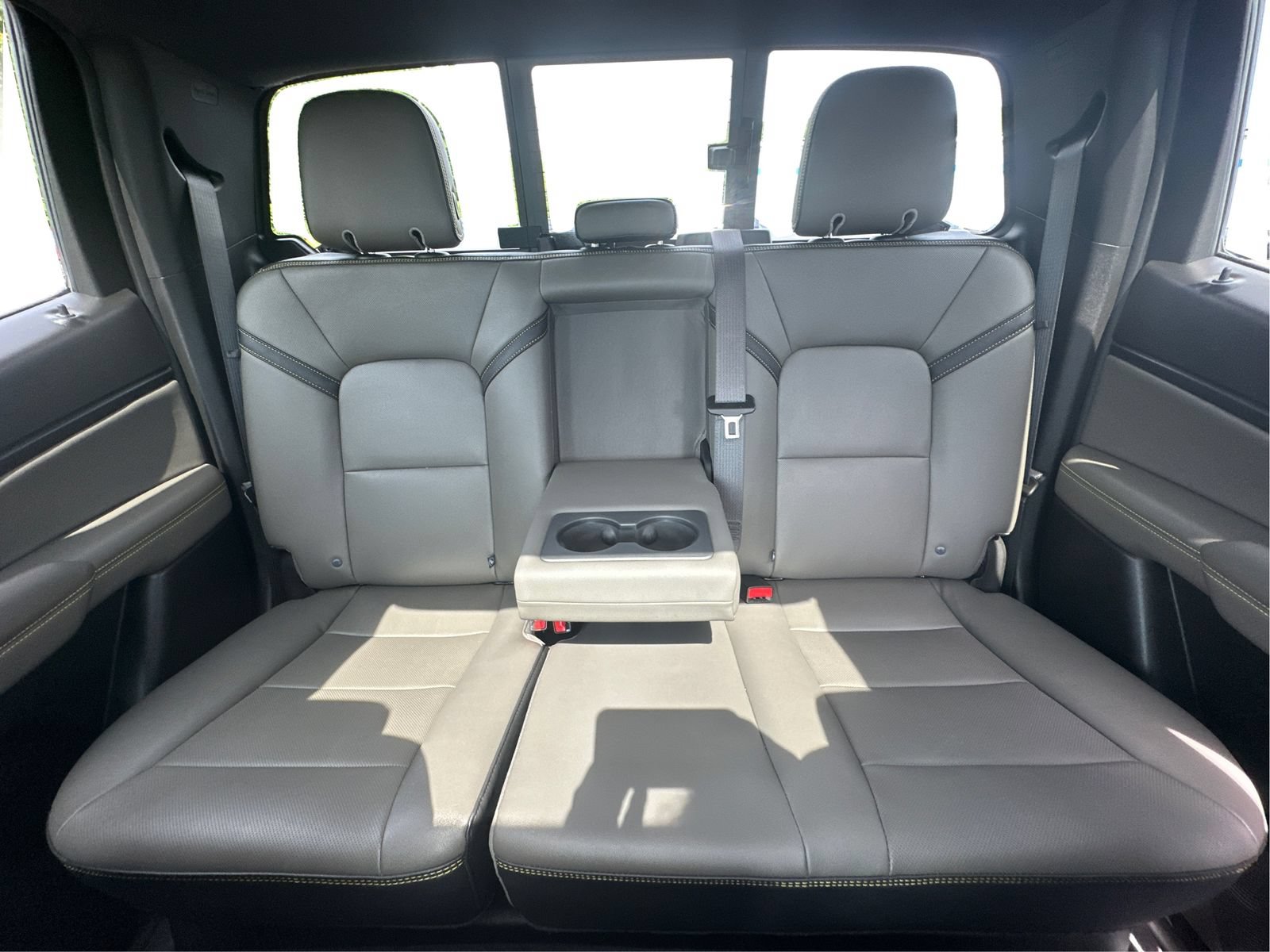 Used 2023 Chevrolet Colorado ZR2 w/ ZR2 Convenience Package III AWD/4WD image 15