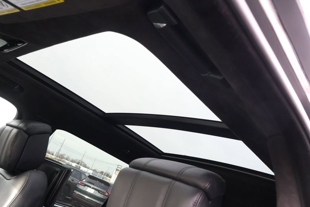 Used 2021 Land Rover Range Rover P525 Westminster Edition LWB image 38