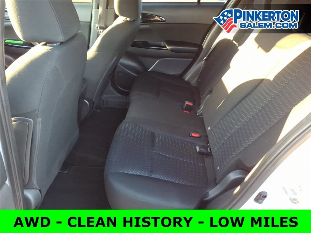 Used 2024 Mitsubishi Eclipse Cross LE image 12