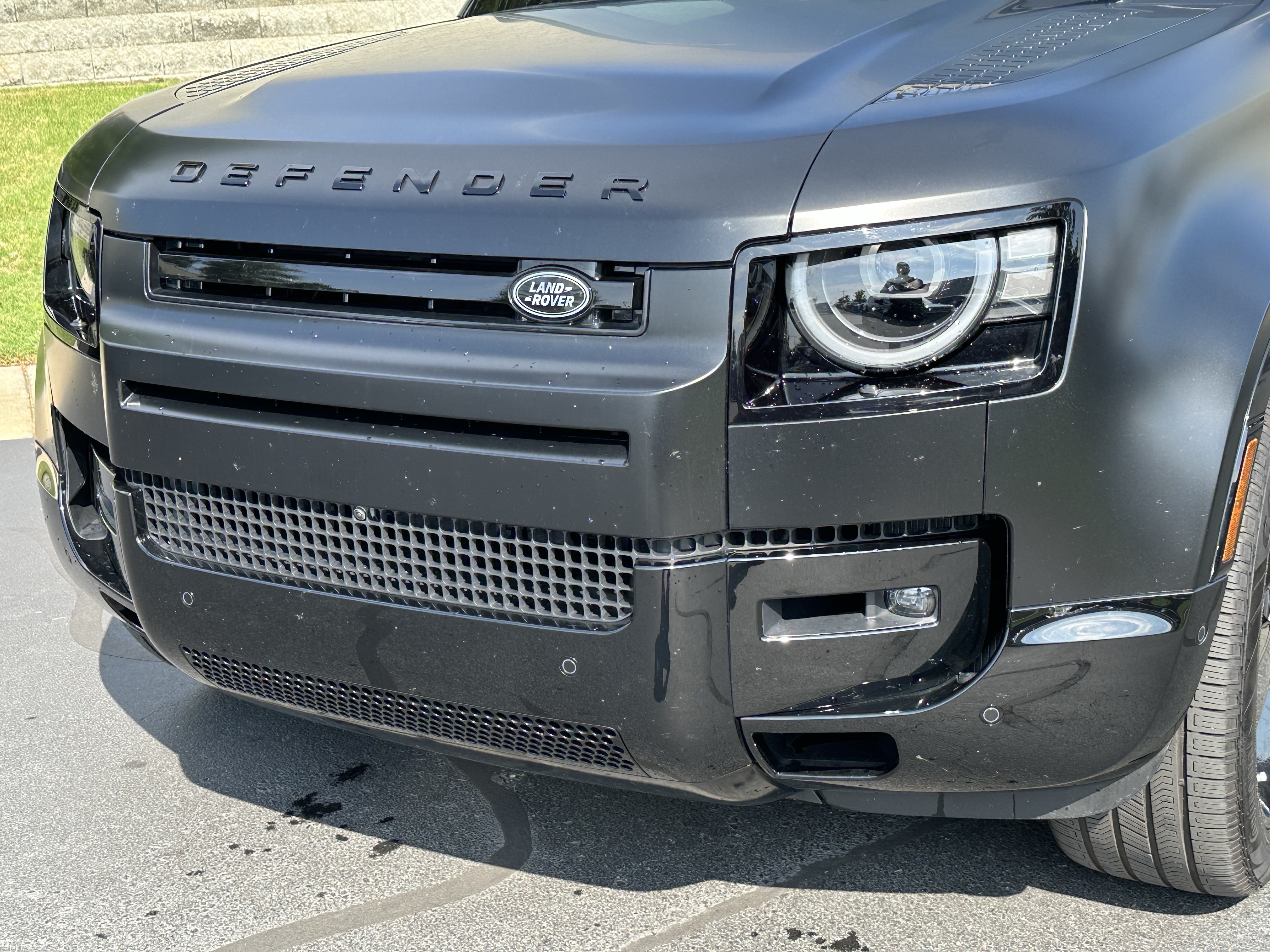 Used 2026 Land Rover Defender 110 V8 AWD/4WD image 11