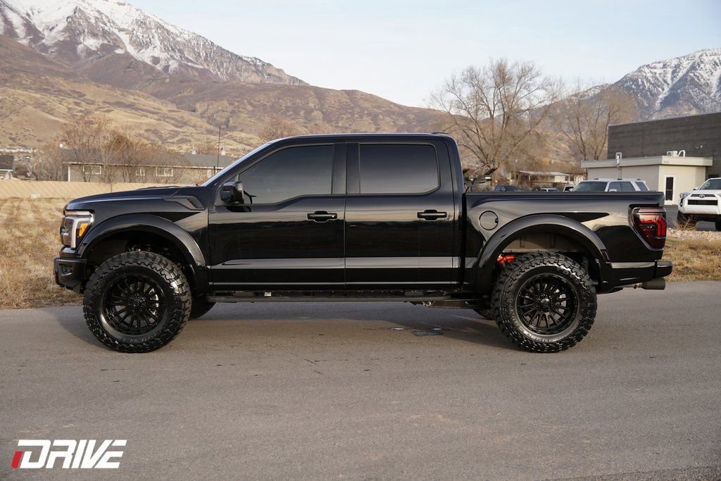 Used 2025 Ford F150 Raptor image 7