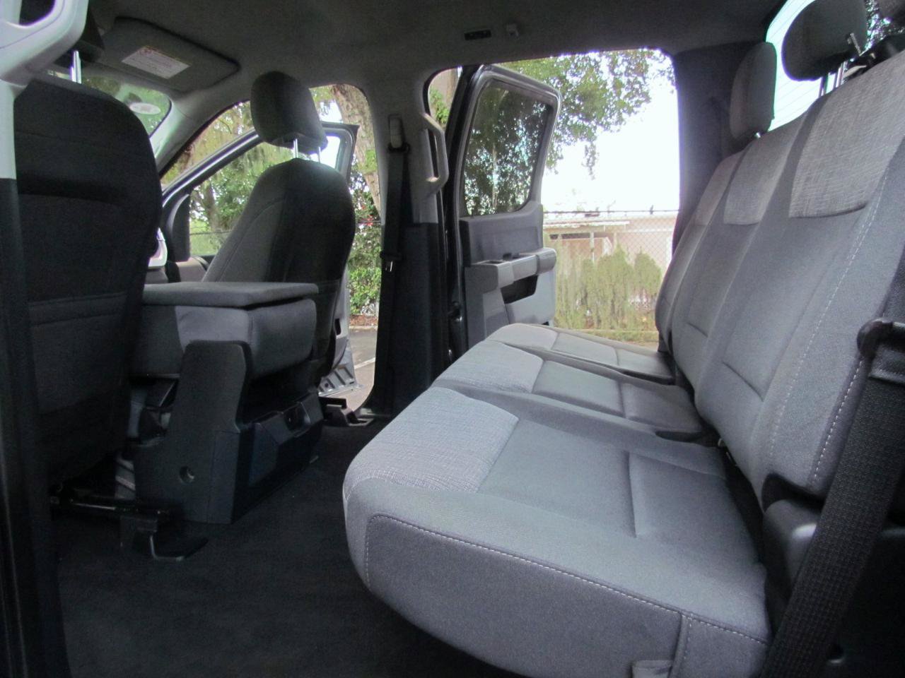 Used 2024 Ford F350 XLT AWD/4WD image 27