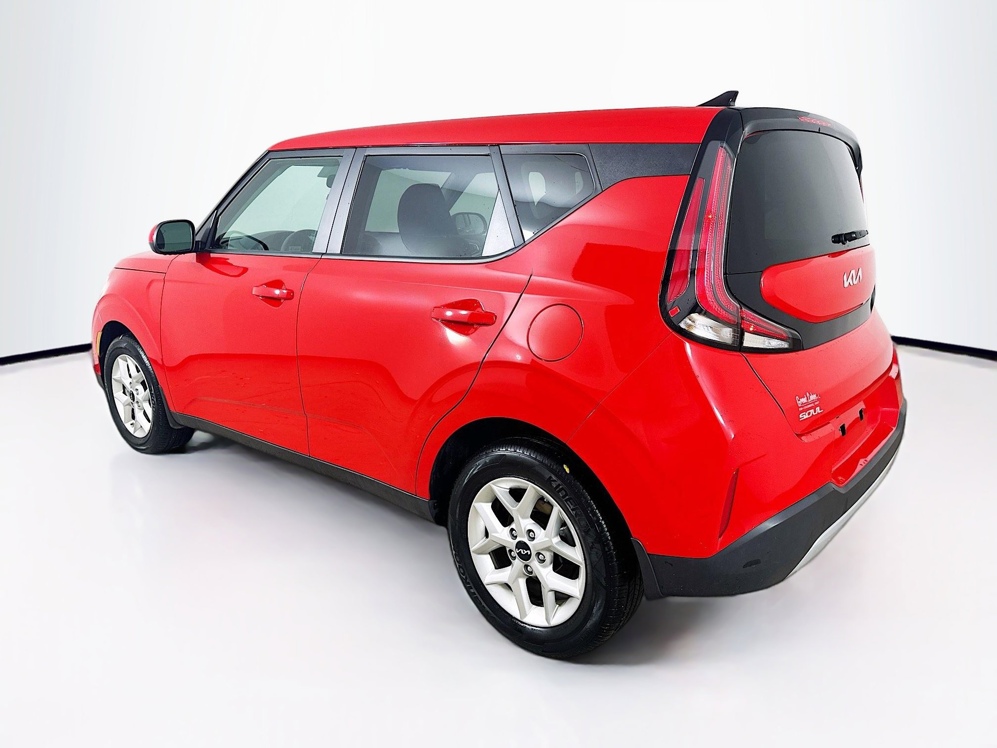 Used 2023 Kia Soul LX w/ LX Technology Package image 6