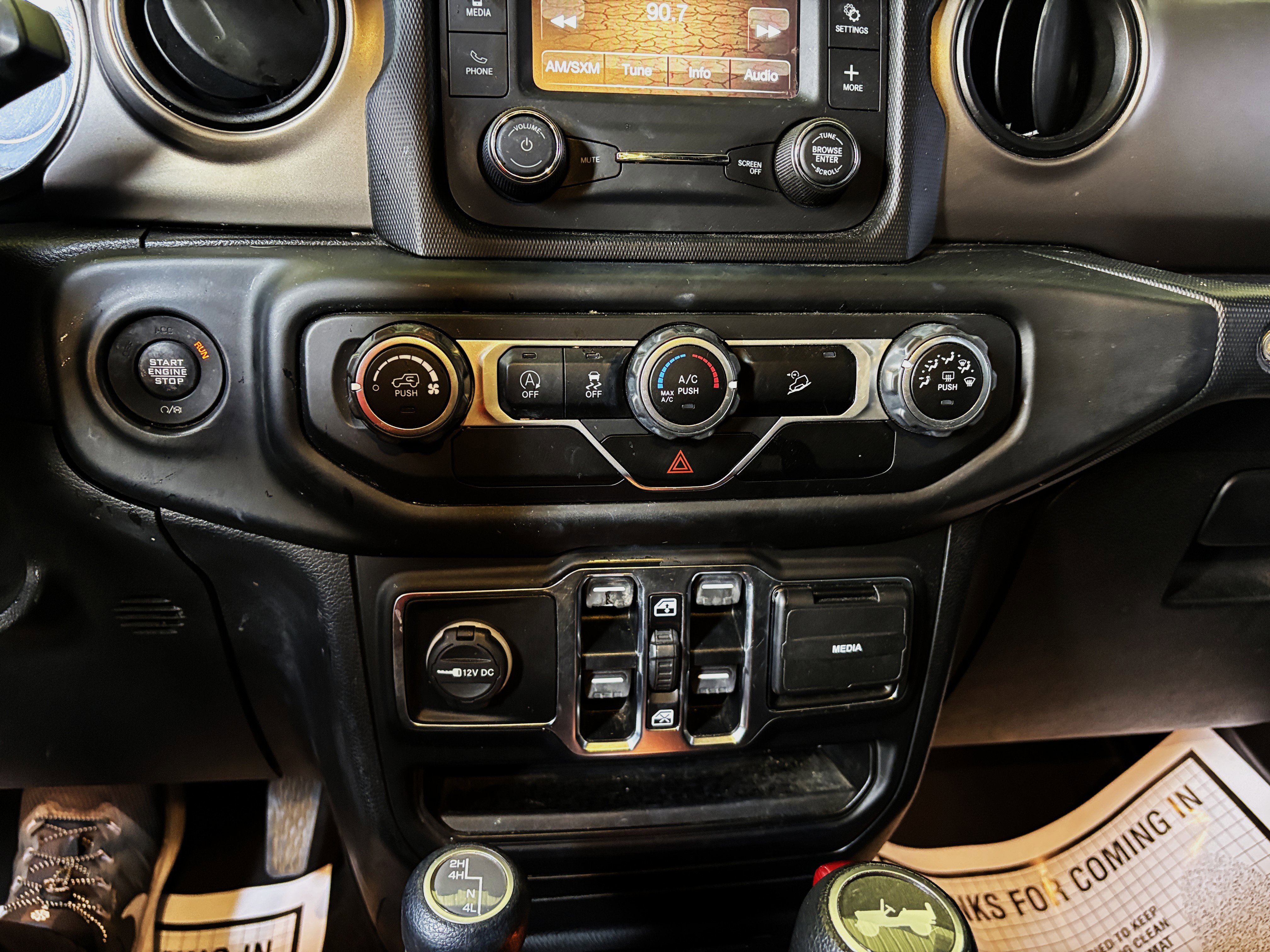 Used 2020 Jeep Wrangler Unlimited Sport S image 23