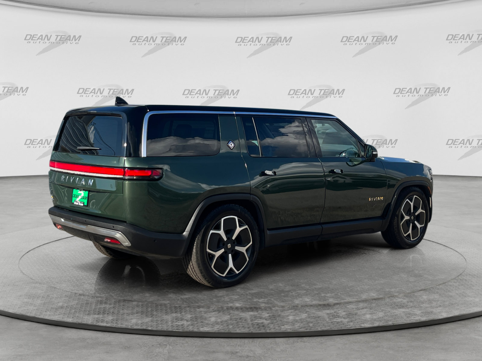 Used 2023 Rivian R1S Adventure Quad AWD/4WD image 8