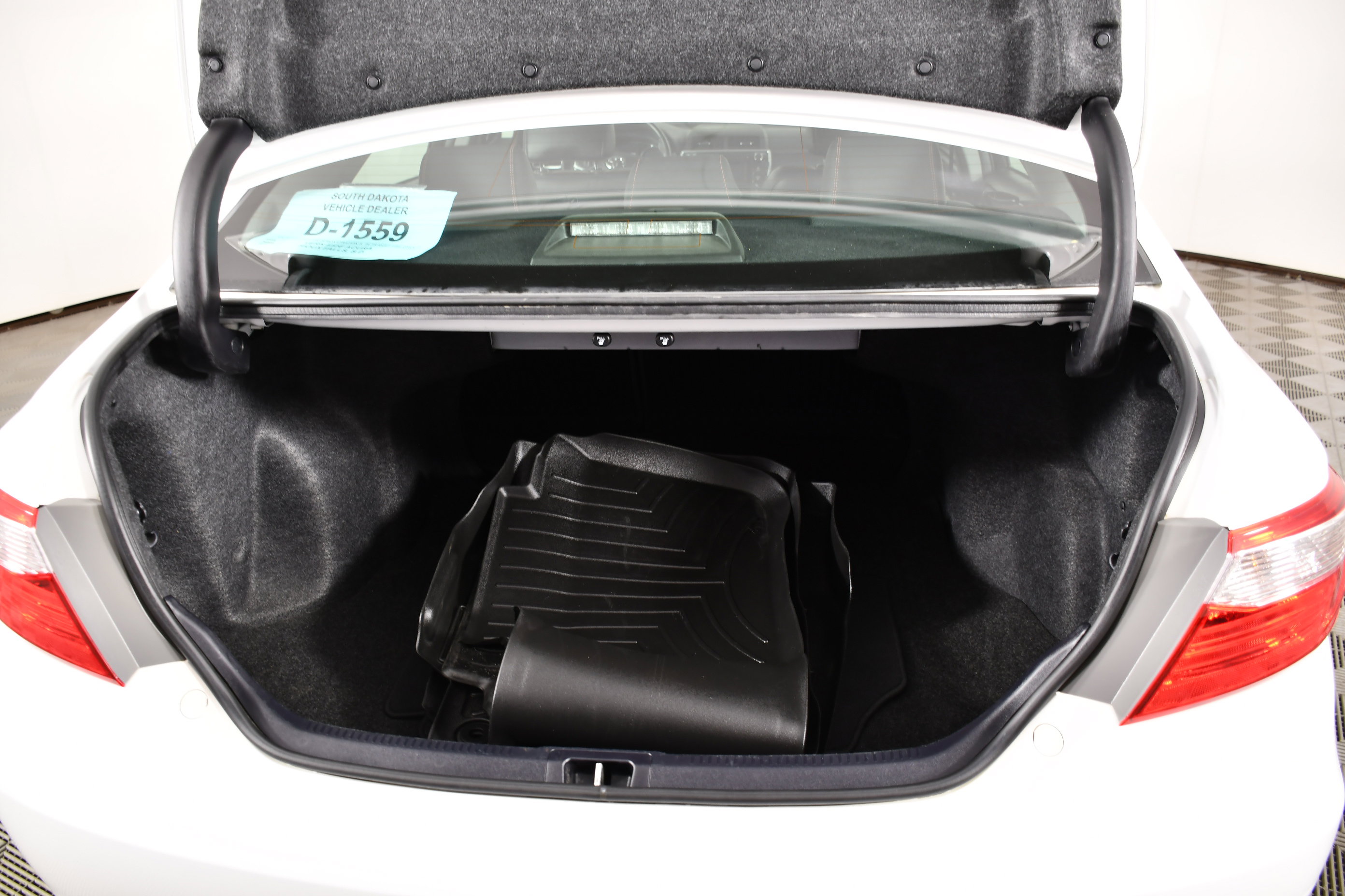 Used 2017 Toyota Camry SE FWD image 47