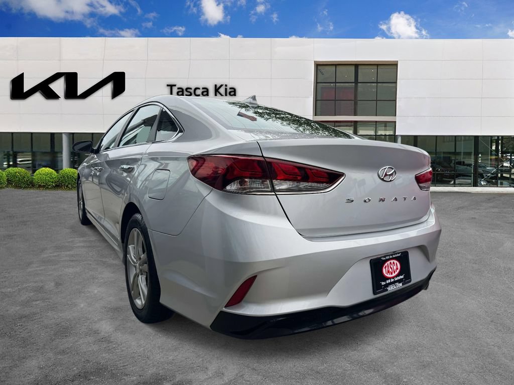 Used 2018 Hyundai Sonata SEL w/ Tech Package 04 FWD image 6
