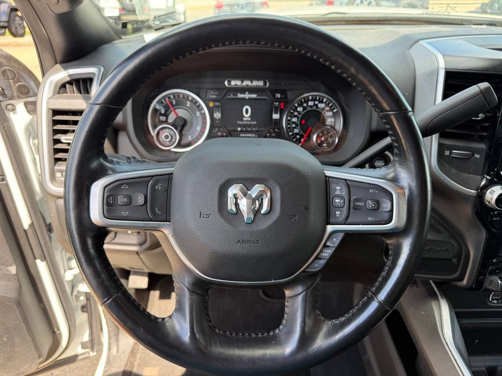 Used 2024 RAM 3500 Big Horn w/ Night Edition AWD/4WD image 15