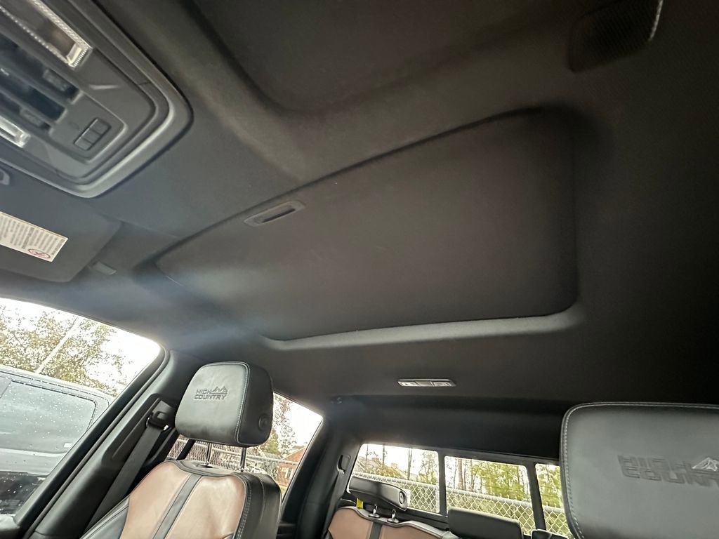 Used 2023 Chevrolet Silverado 2500 High Country w/ Z71 Off-Road Package image 84