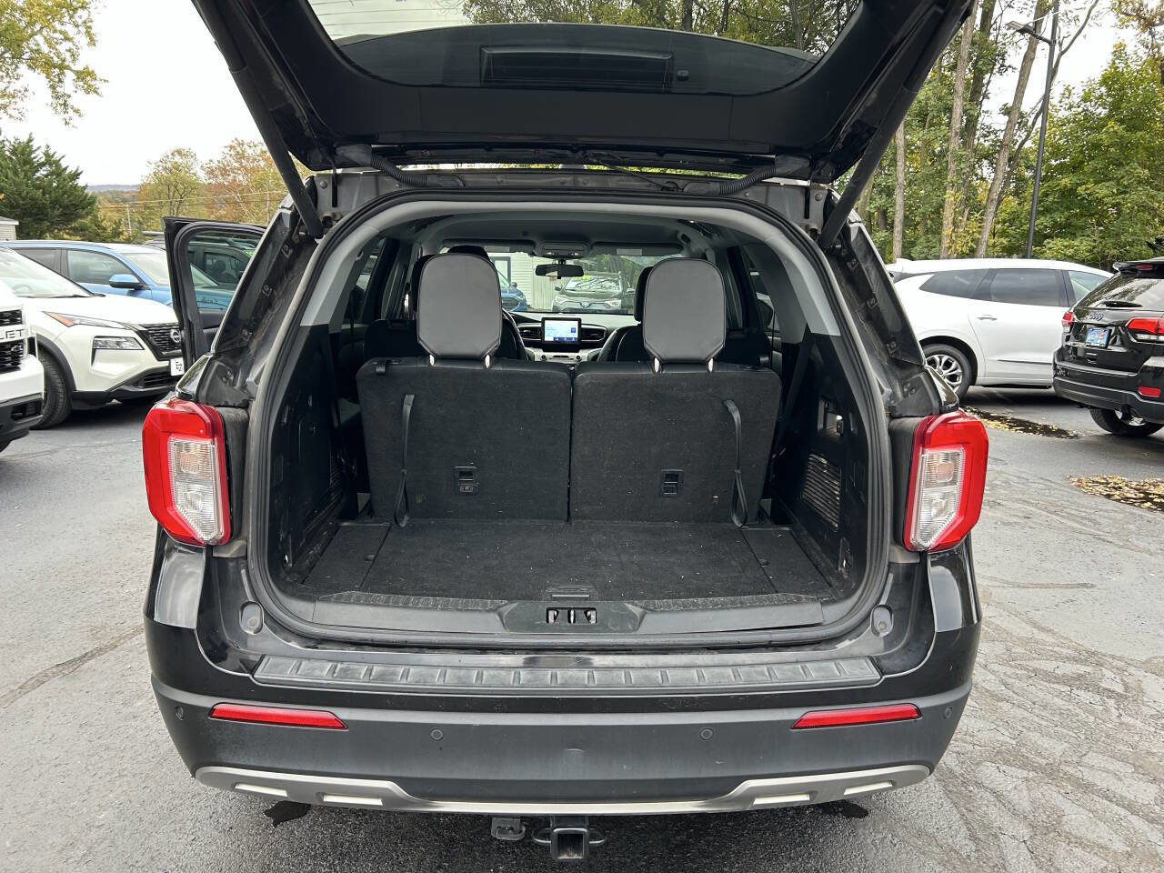 Used 2021 Ford Explorer XLT w/ Equipment Group 202A image 27