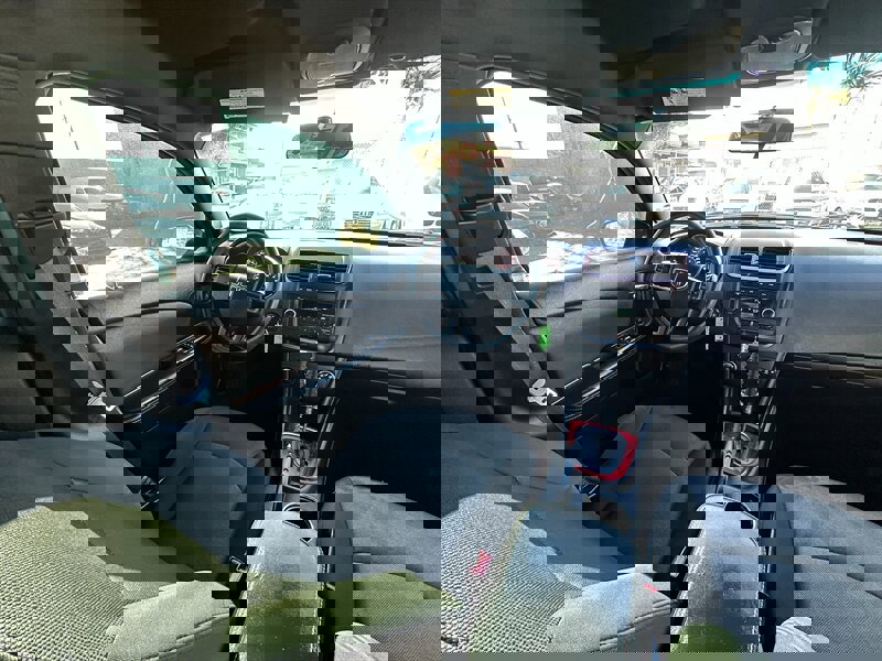 Used 2014 Dodge Avenger SE FWD image 15