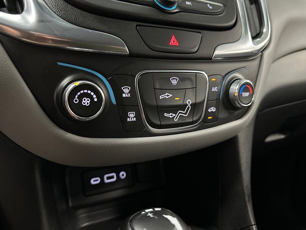 Used 2021 Chevrolet Equinox LS w/ LS Convenience Package image 21