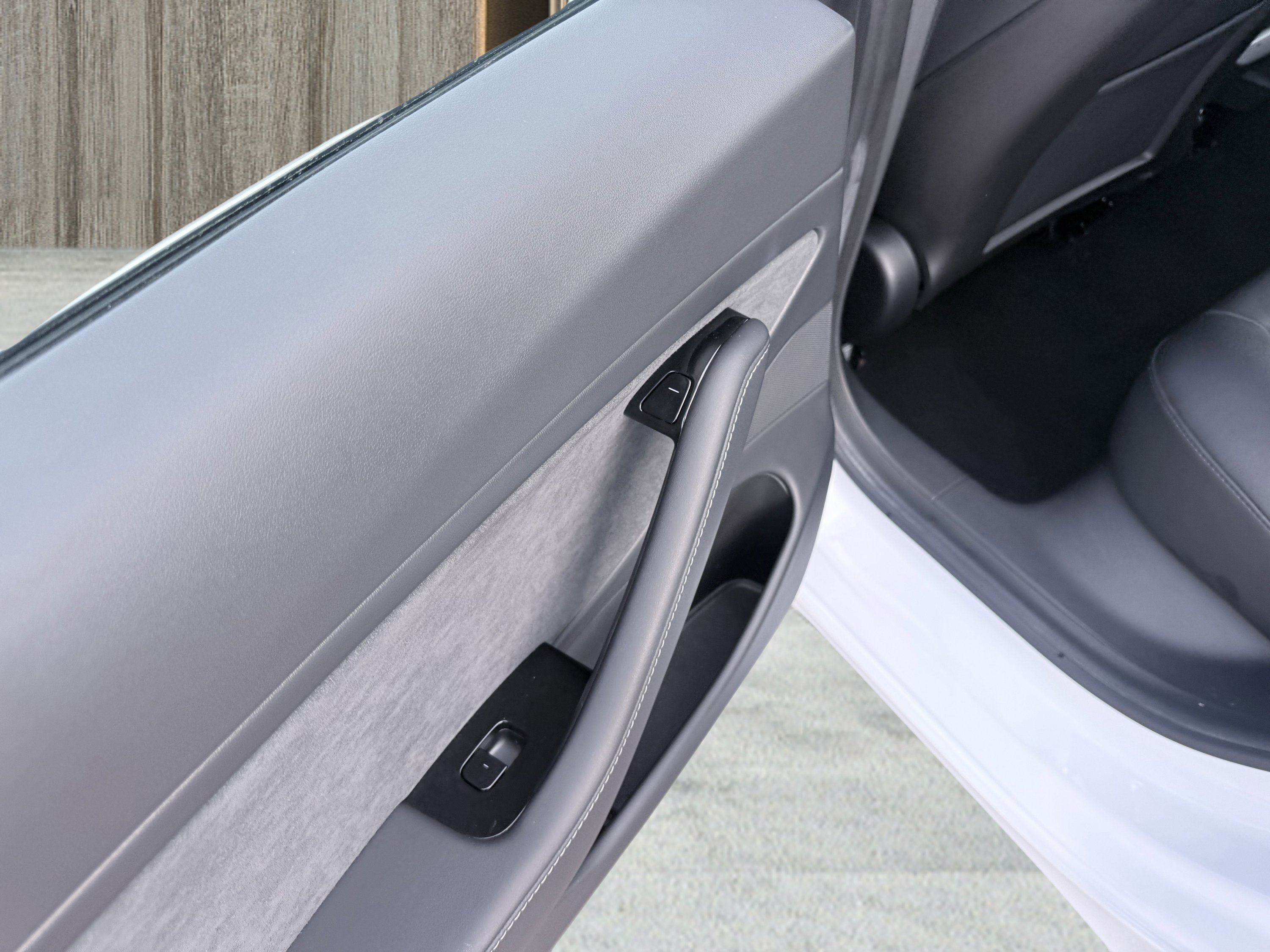 Used 2020 Tesla Model 3 Long Range image 32