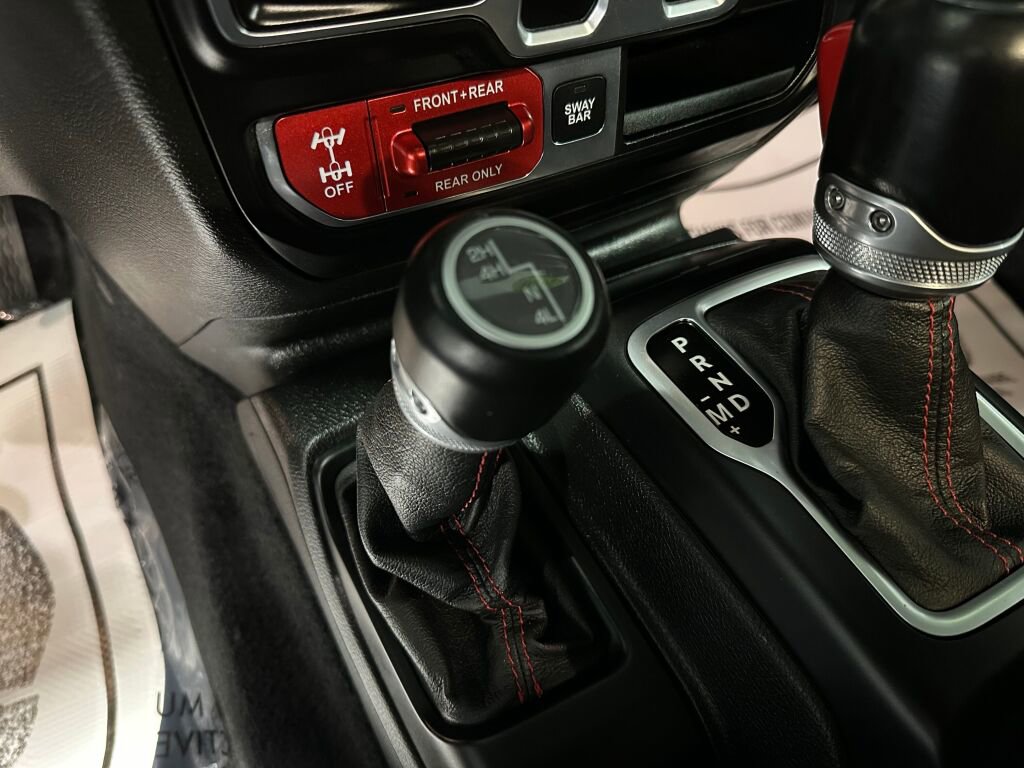 Used 2020 Jeep Wrangler Unlimited Rubicon w/ Dual Top Group image 19