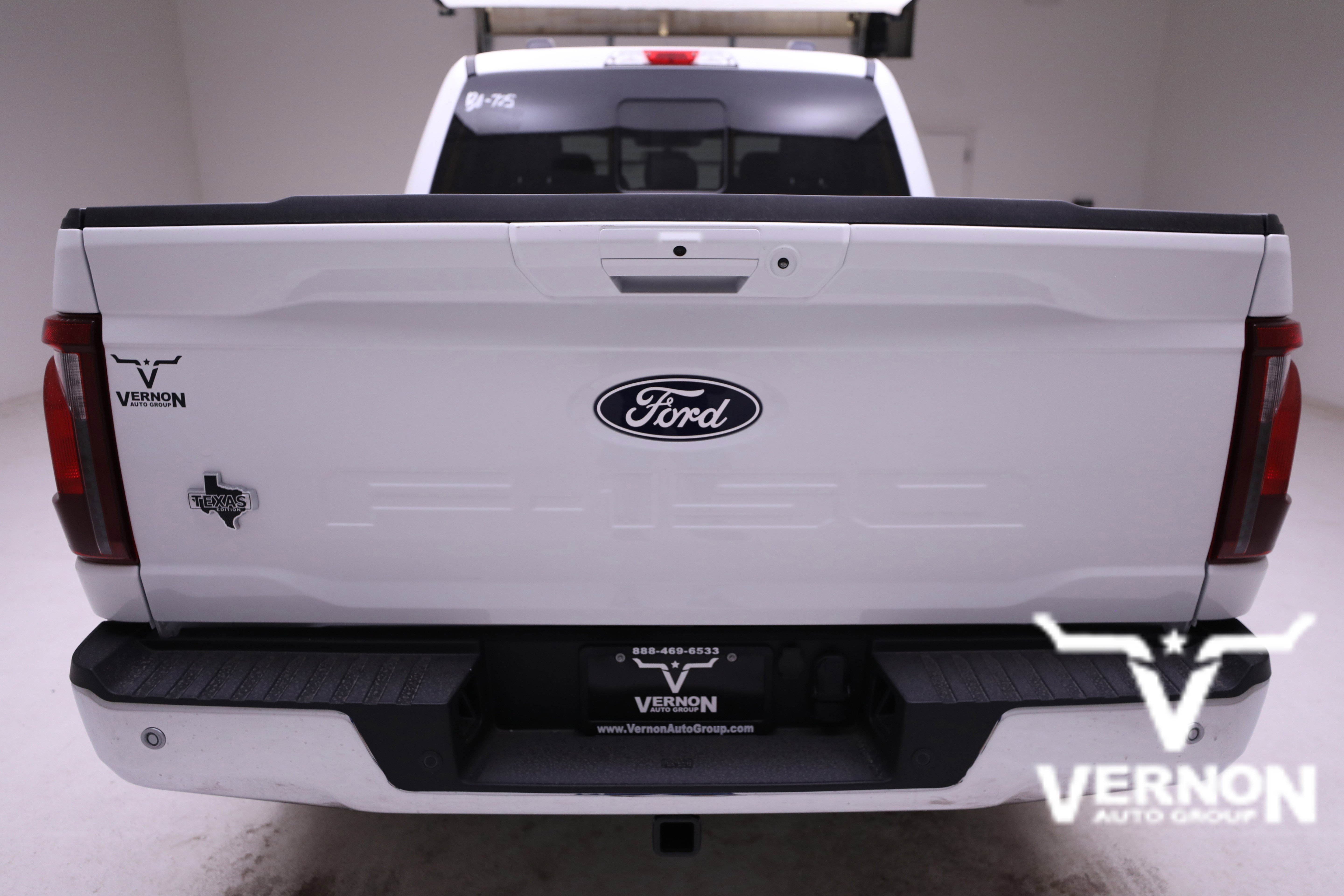 New 2026 Ford F150 XLT w/ Equipment Group 302A MID image 4