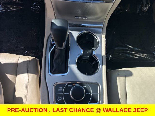 Certified 2020 Jeep Grand Cherokee Limited AWD/4WD image 20