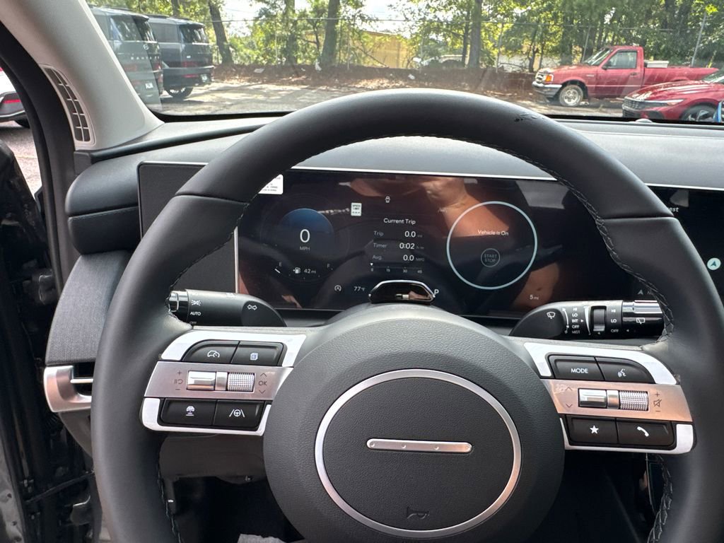 New 2025 Hyundai Tucson SEL image 18