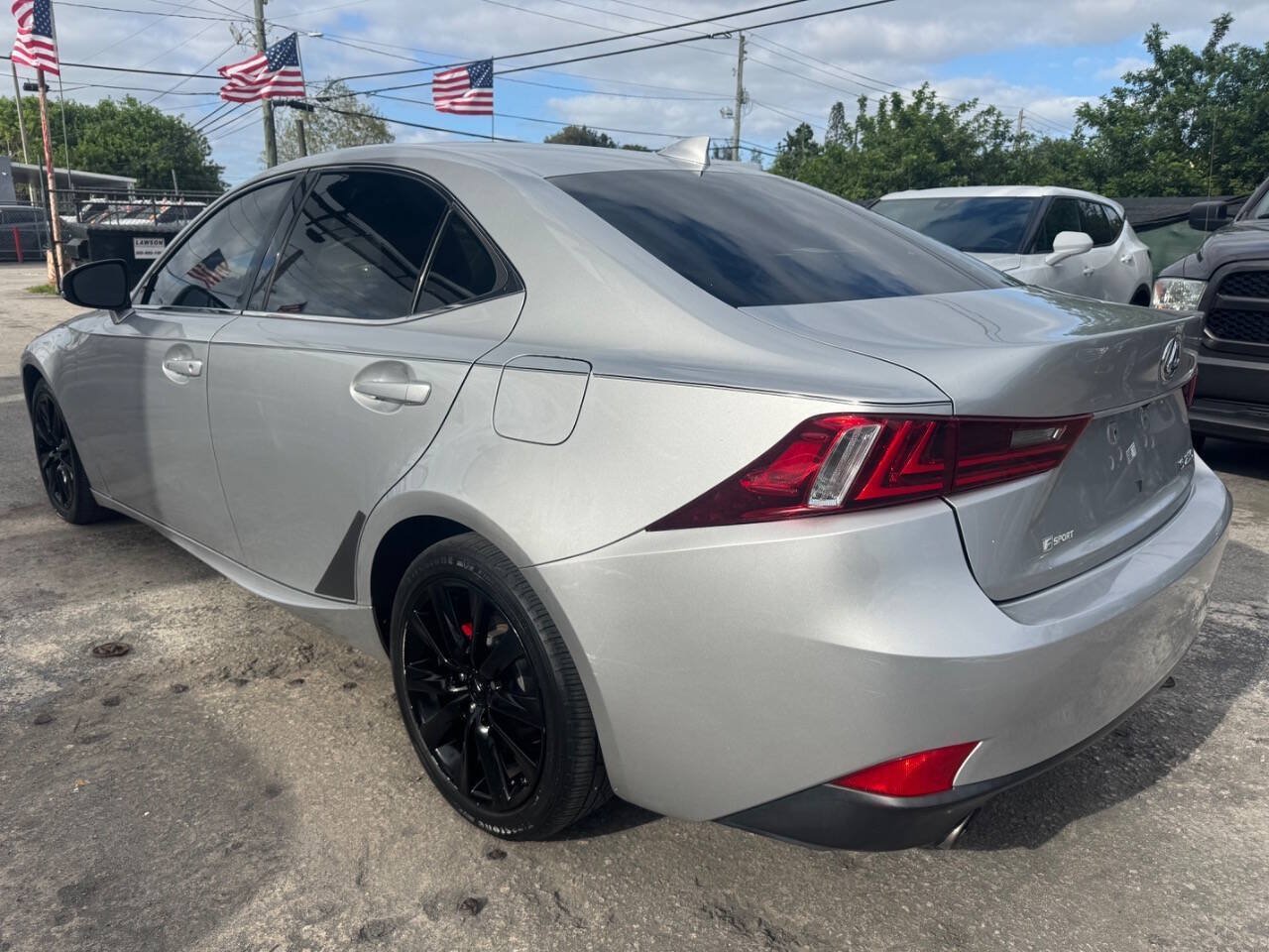 Used 2015 Lexus IS 250 RWD image 2