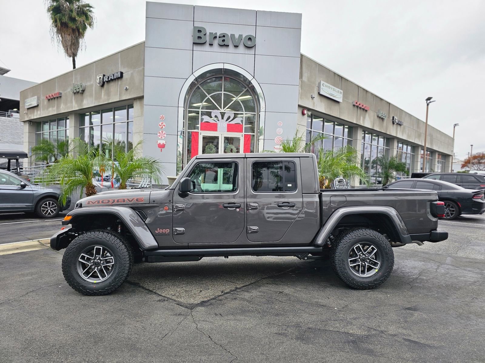 New 2026 Jeep Gladiator Mojave image 4