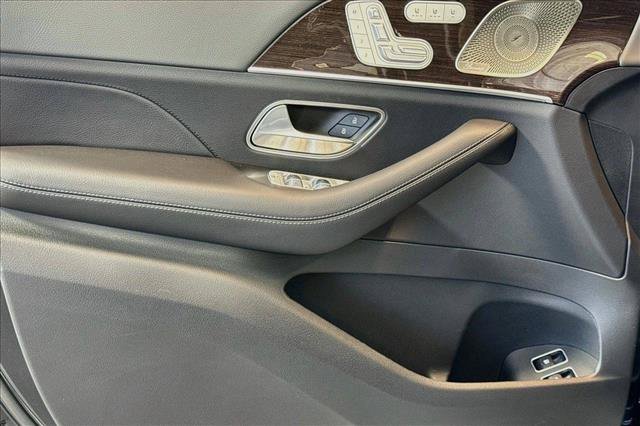 New 2026 Mercedes-Benz GLE 450e 4MATIC image 16