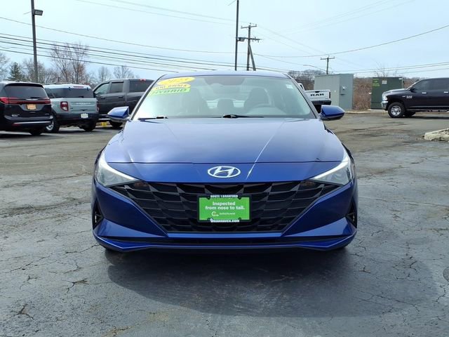 Used 2023 Hyundai Elantra Blue w/ Preferred Accessory Package image 8