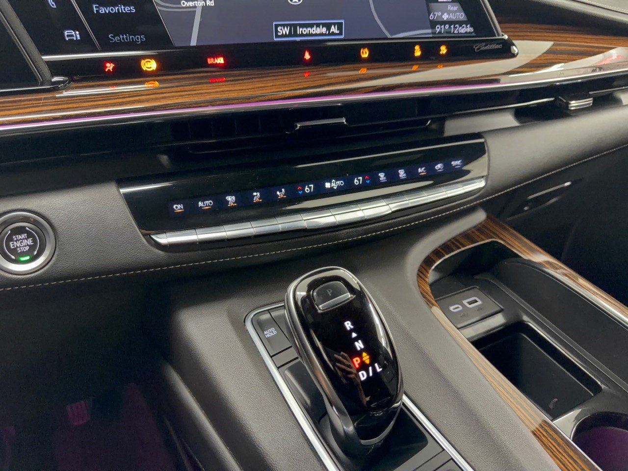 Used 2022 Cadillac Escalade Luxury AWD/4WD image 31