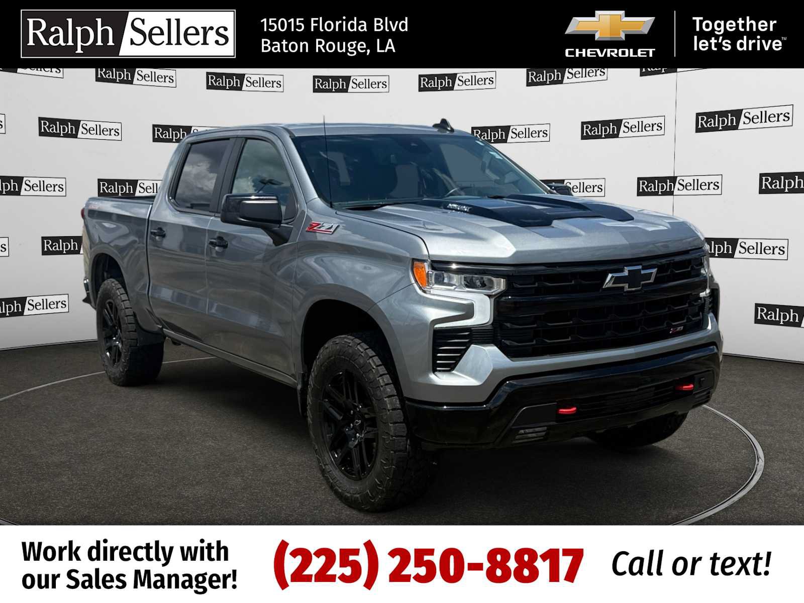Used 2025 Chevrolet Silverado 1500 LT Trail Boss w/ Convenience Package II AWD/4WD image 1