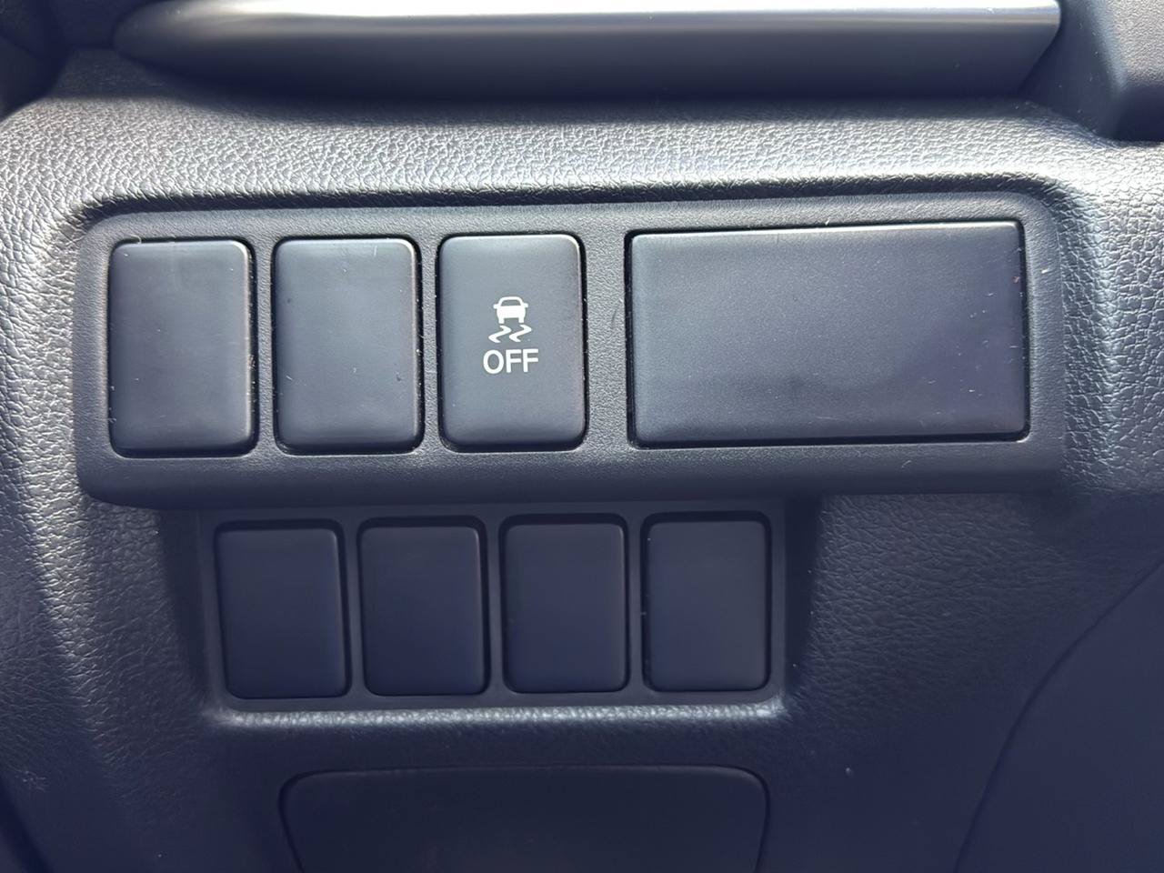 Used 2018 Mitsubishi Eclipse Cross SE AWD/4WD image 42