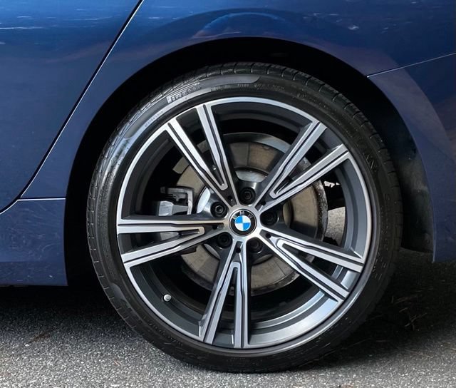 Used 2021 BMW 330i Sedan w/ Premium Package RWD image 6