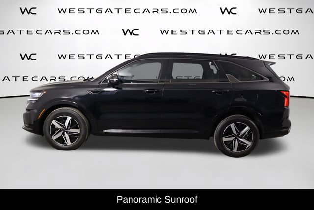 Used 2023 Kia Sorento S w/ Panoramic Sunroof Package FWD image 5