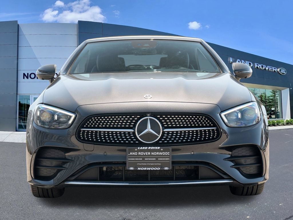 Used 2022 Mercedes-Benz E 450 4MATIC Cabriolet image 3