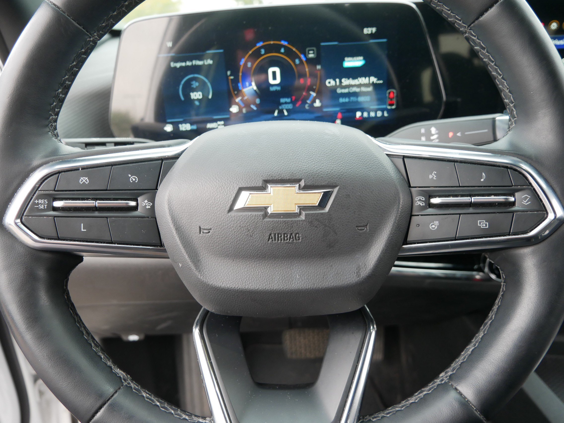Used 2025 Chevrolet Equinox LT w/ Safety and Technology Package AWD/4WD image 25