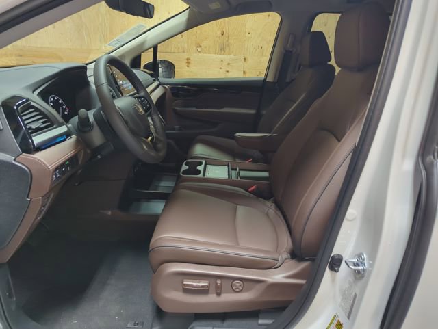 New 2026 Honda Odyssey Touring image 10