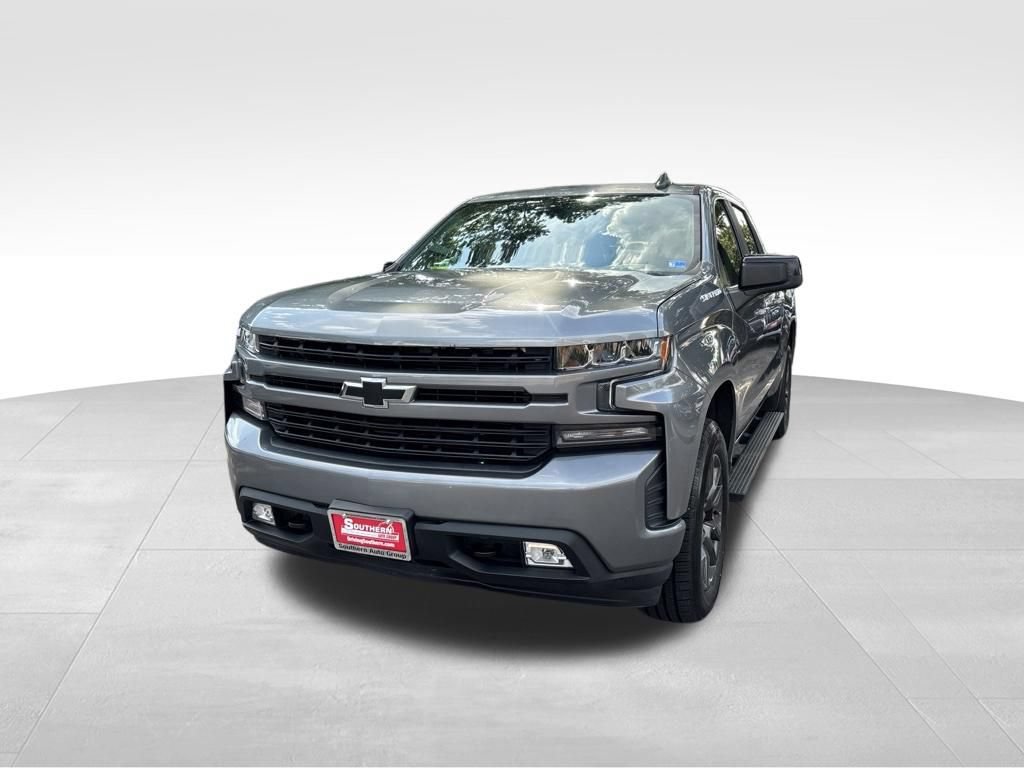 Used 2020 Chevrolet Silverado 1500 RST w/ RST Value Package AWD/4WD image 4