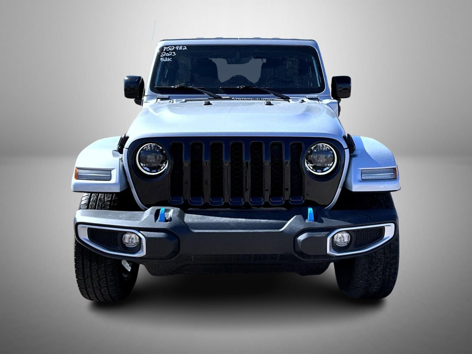 Used 2023 Jeep Wrangler Unlimited Sahara image 2