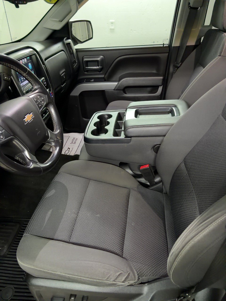 Used 2018 Chevrolet Silverado 1500 LT w/ All Star Edition AWD/4WD image 11