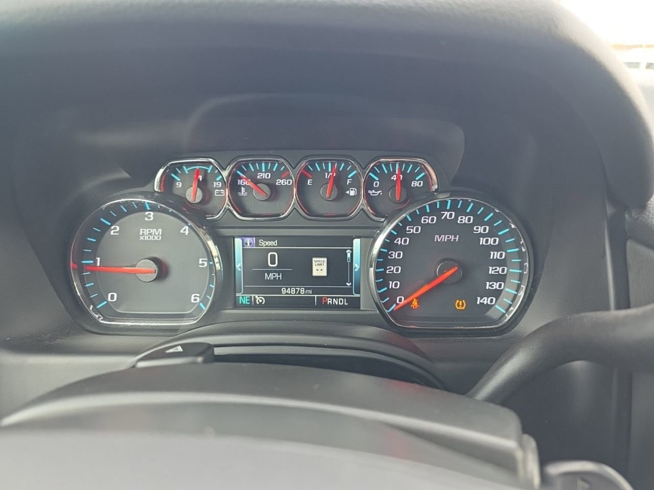 Used 2020 Chevrolet Suburban LT image 32