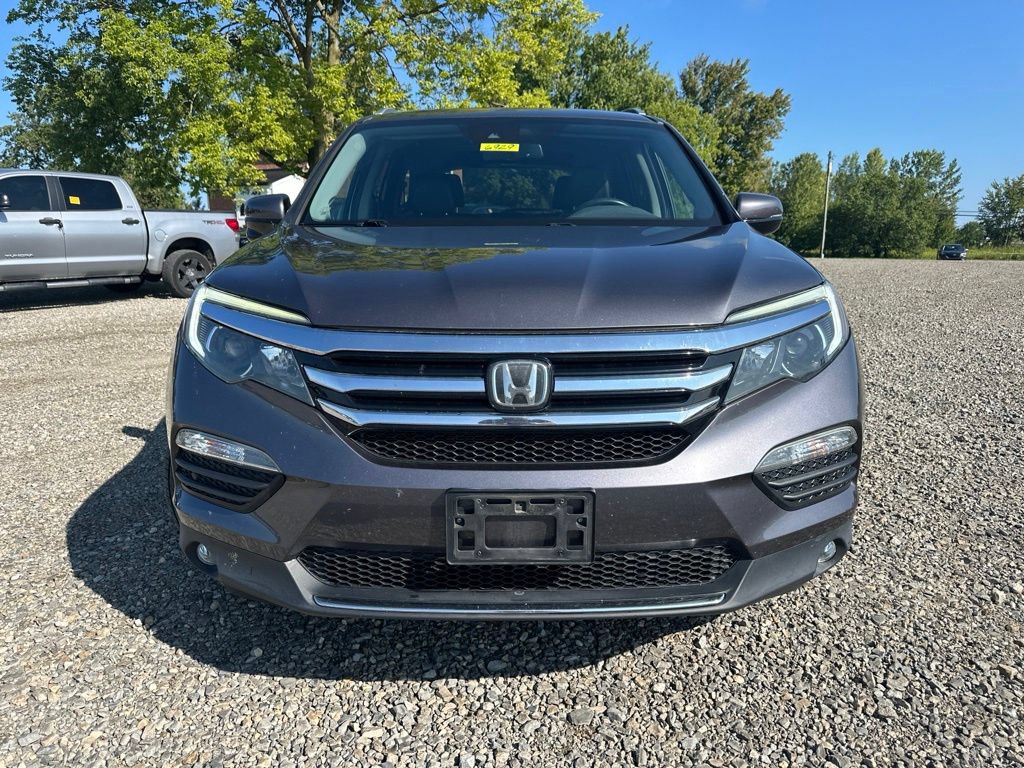 Used 2017 Honda Pilot Touring image 2