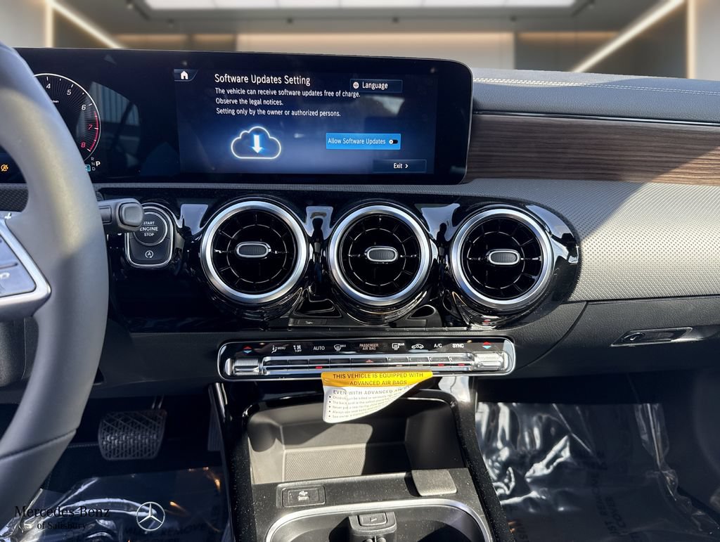 New 2026 Mercedes-Benz CLA 250 4MATIC image 6