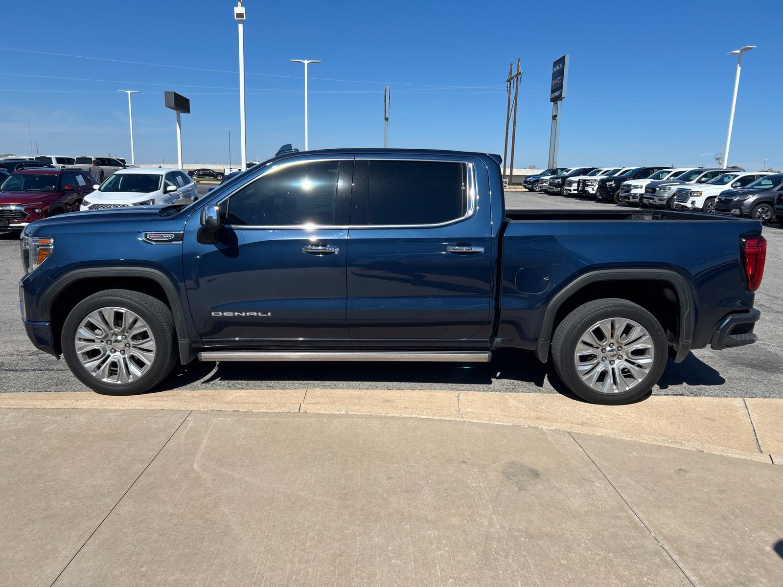 Used 2021 GMC Sierra 1500 Denali w/ Denali Ultimate Package AWD/4WD image 5