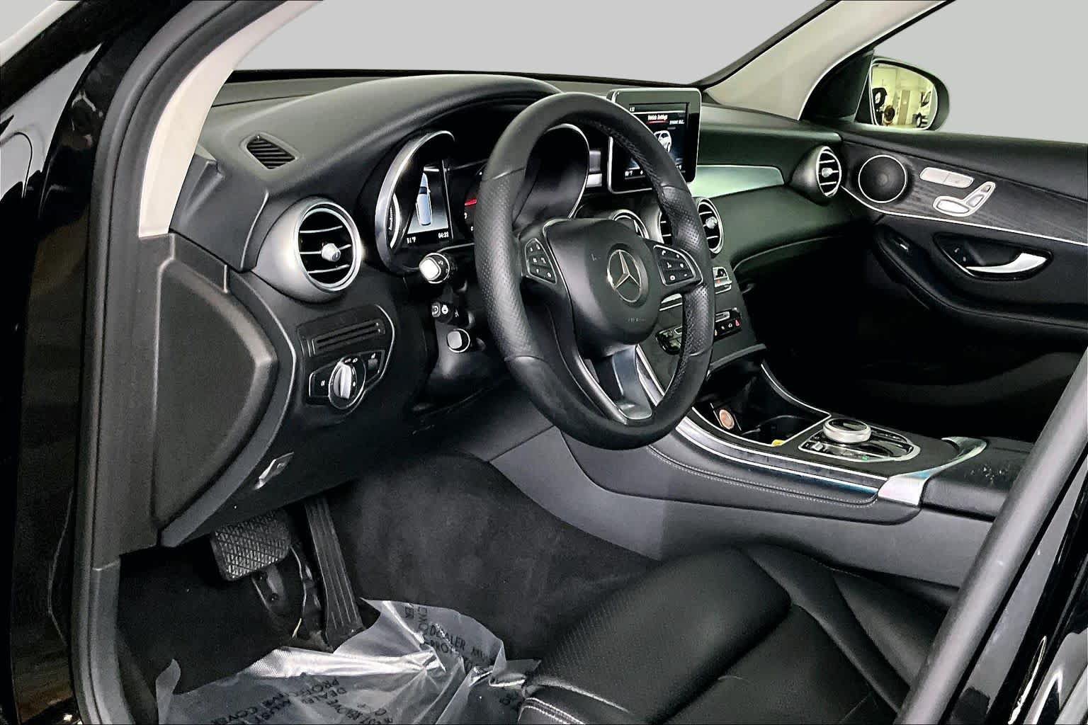 Certified 2018 Mercedes-Benz GLC 300 4MATIC image 15