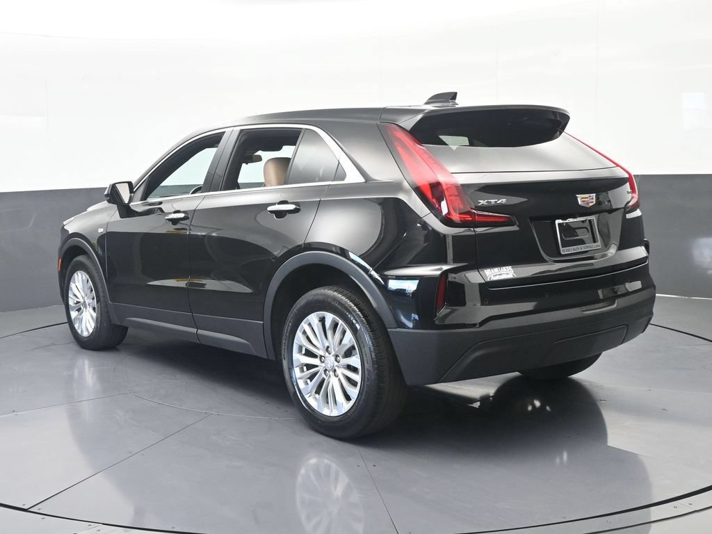 Used 2024 Cadillac XT4 Luxury FWD image 4