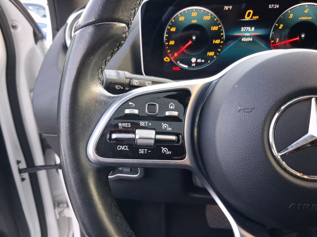 Used 2021 Mercedes-Benz GLA 250 4MATIC image 21