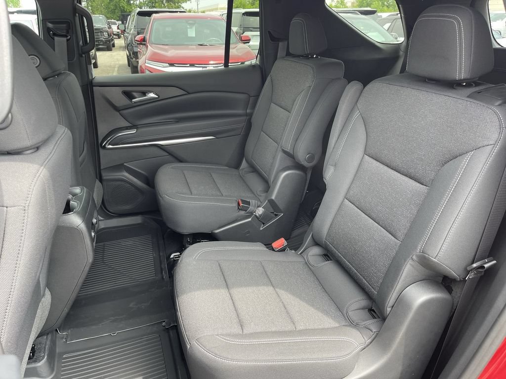 New 2026 Chevrolet Traverse LT w/ Driver Confidence Package FWD image 22