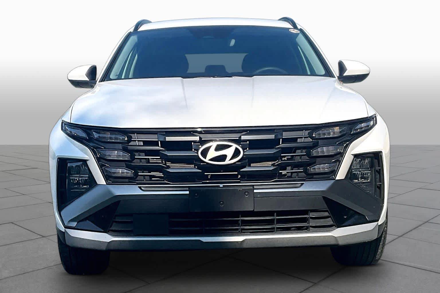 Used 2025 Hyundai Tucson SEL FWD image 4